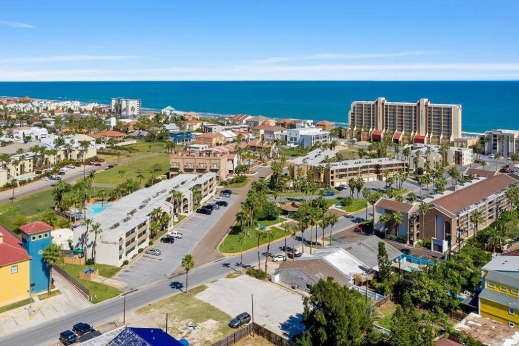 2 Bed 2 Bath Condo By Beach With Resort Pool South Padre Island Eksteriør bilde